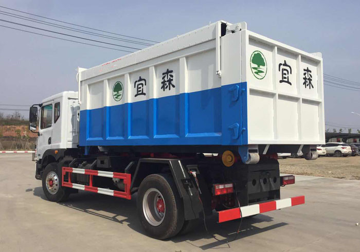 東風多利卡D9對接翼展式垃圾車