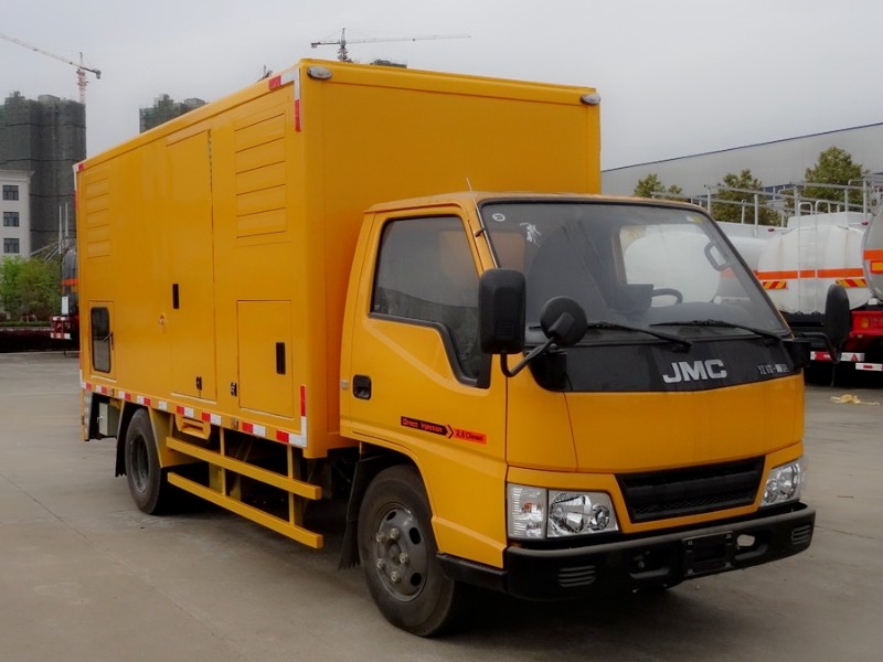 江鈴小型應急發(fā)電車、電源車