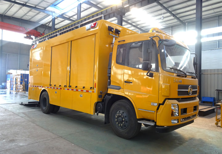 東風(fēng)天錦移動(dòng)應(yīng)急電源國六