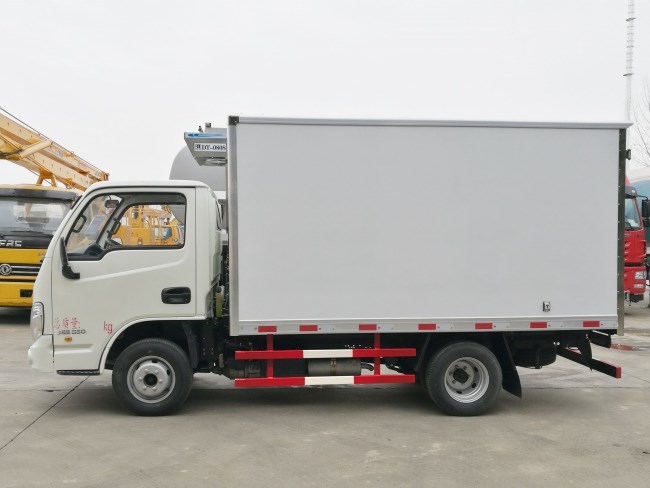 (廂長3.2米)躍進(jìn)小福星冷藏車