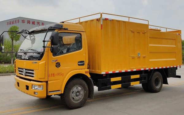東風(fēng)D7污水處理車（黃牌）