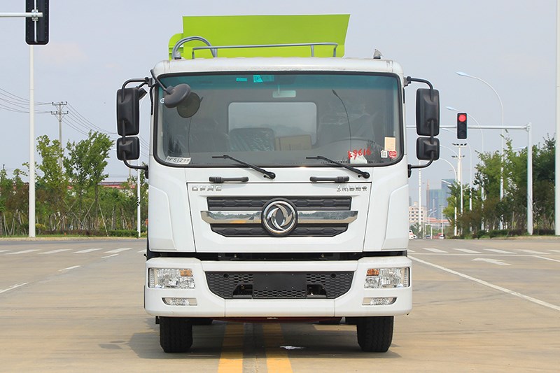 國六東風(fēng)D9 9.5方 餐廚垃圾車(圓罐)